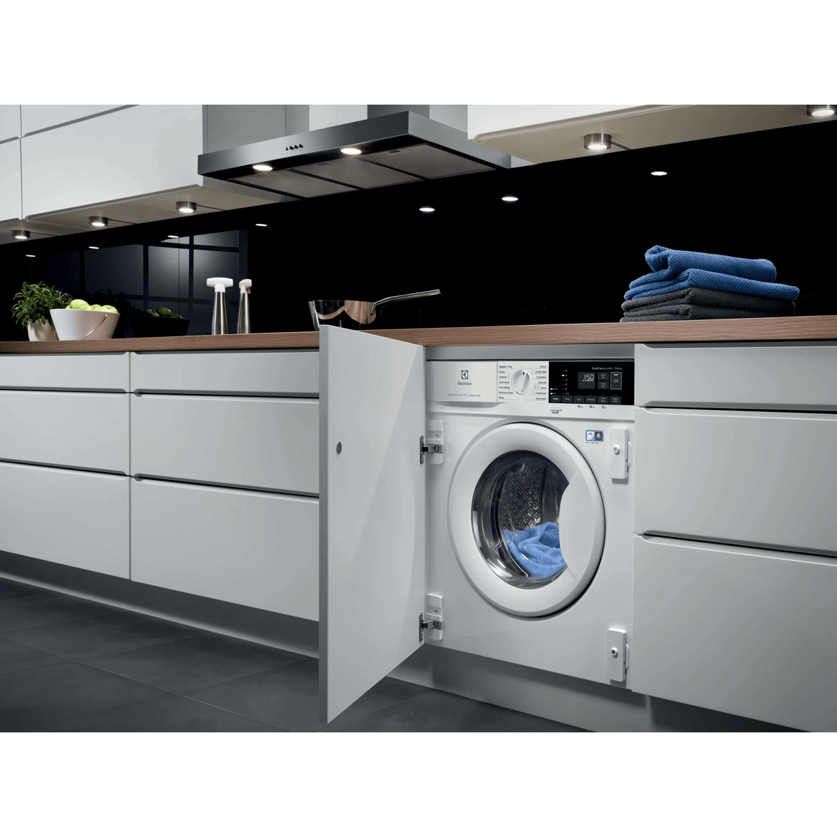Electrolux EW7W84BDBI washer dryer Built-in Front-load White – image 5