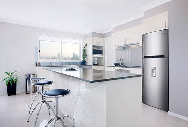 LG GRF7848SC fridge-freezer Freestanding – image 2