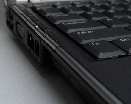ASUS W3J-H002P laptop Intel® Core™2 Duo T5600 – image 2