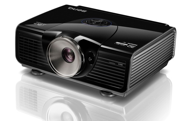 BenQ W7000+ Standard throw projector 2000 ANSI lumens DLP 1080p (1920x1080) 3D Black – image 3