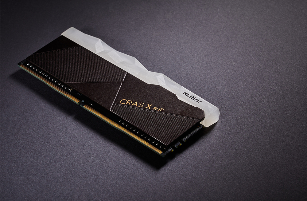 Klevv 16GB CRAS X RGB GAMING RAM MODULE DDR4 3200MT/s PC4-25600 UNBUFFERED NON-ECC – image 6