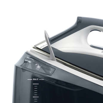 Rowenta DG7571 steam ironing station – image 7