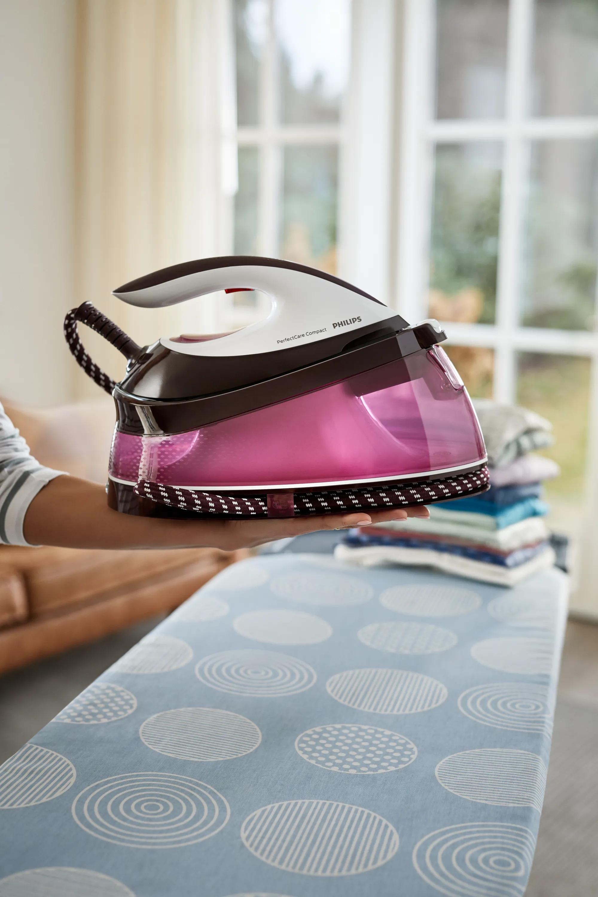 Philips GC7842/40R1 steam ironing station – image 3