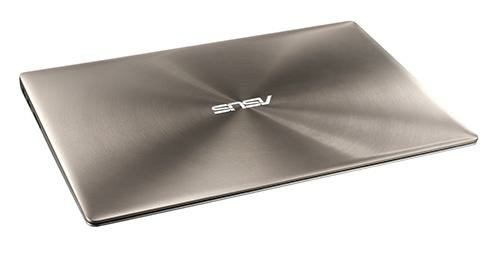ASUS Zenbook UX303LA-RO261H laptop Intel® Core™ i3 i3-4030U – image 4