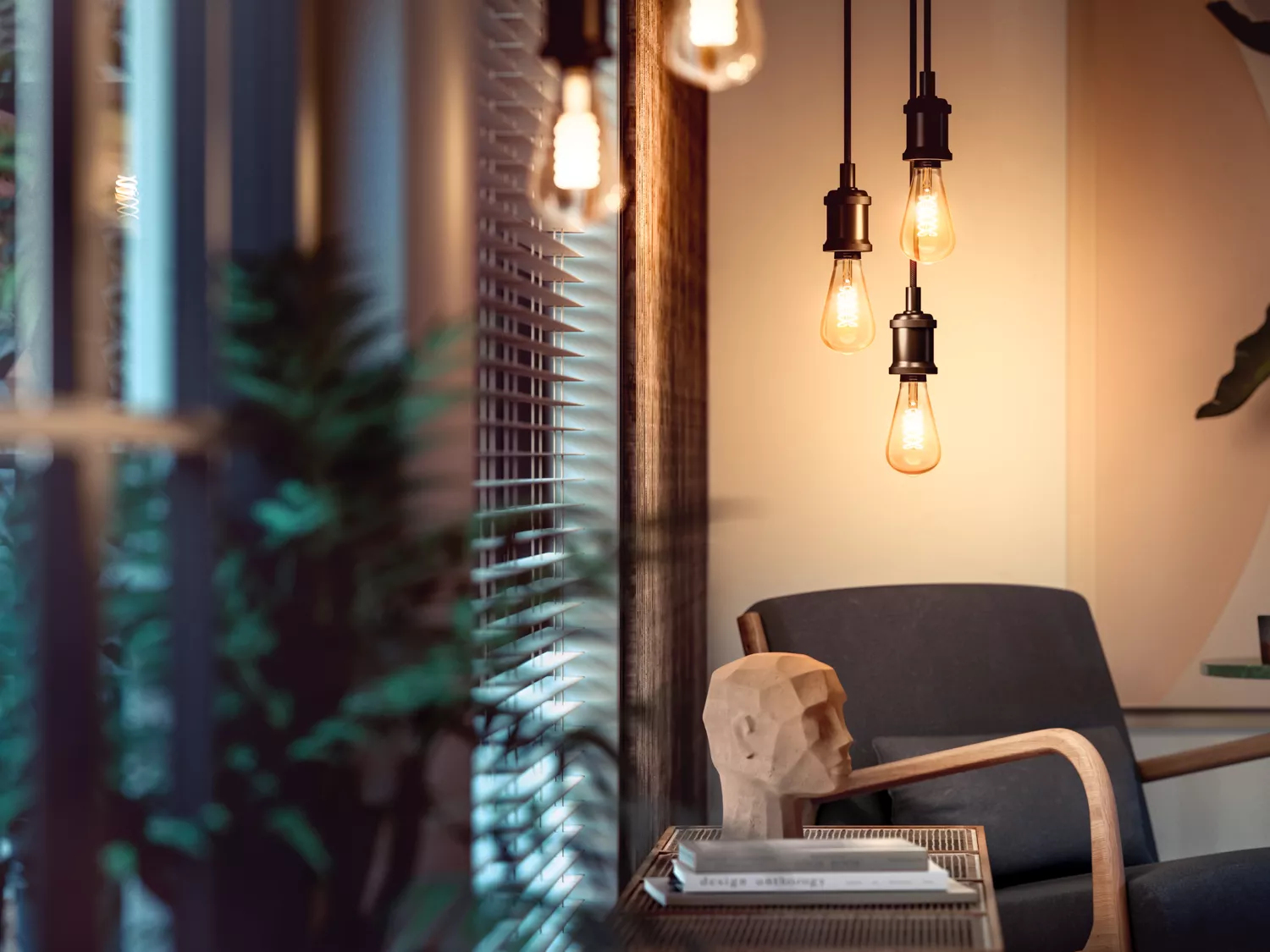 Philips by Signify Philips ST72 Edison – B22 smart bulb – image 3