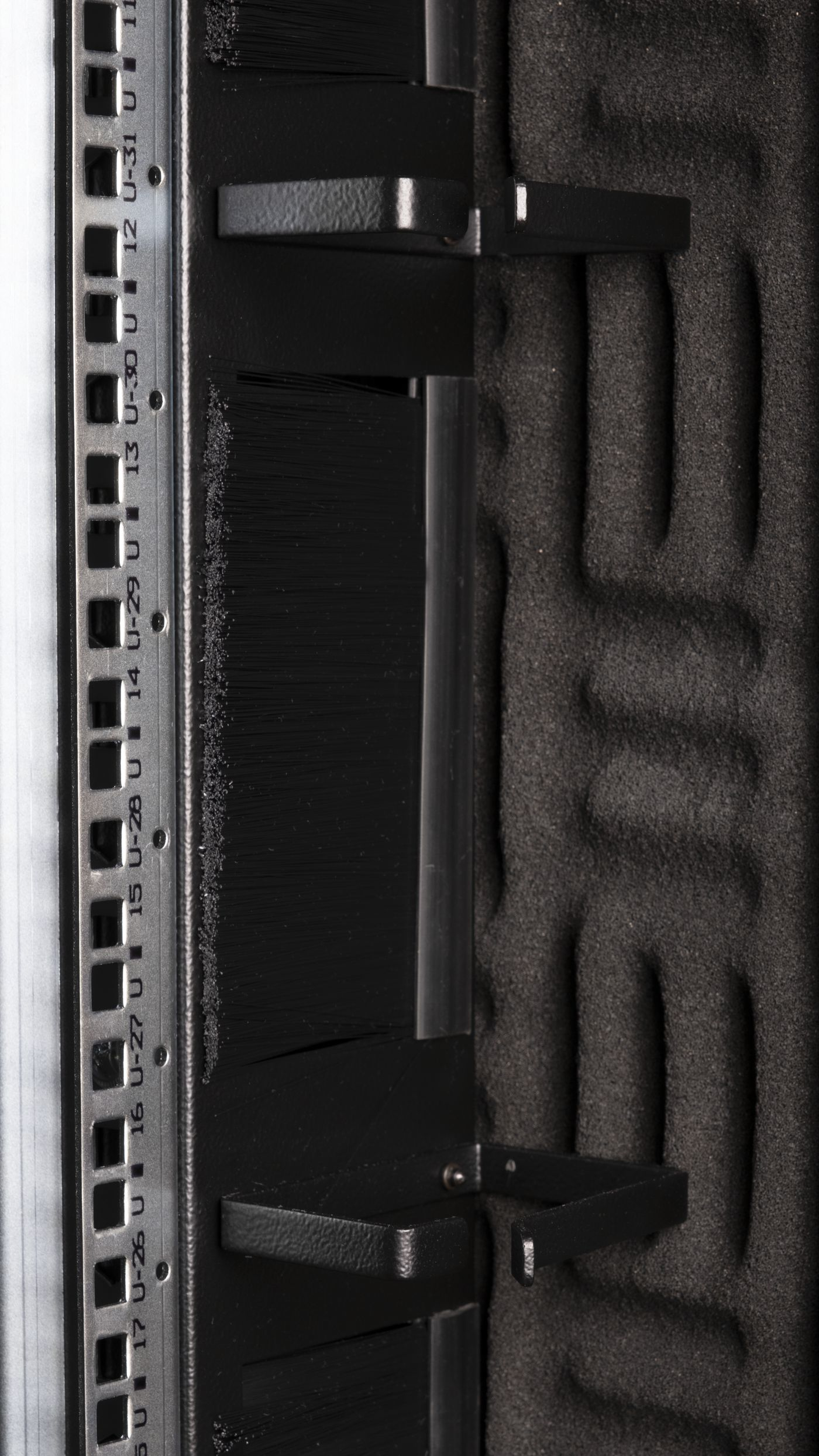 Lanview LVR300132 rack cabinet 32U Maple colour – image 4