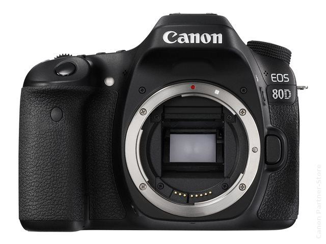 Canon EOS 80D + 18-55 IS STM + Bag + 32GB SD + Battery – image 1