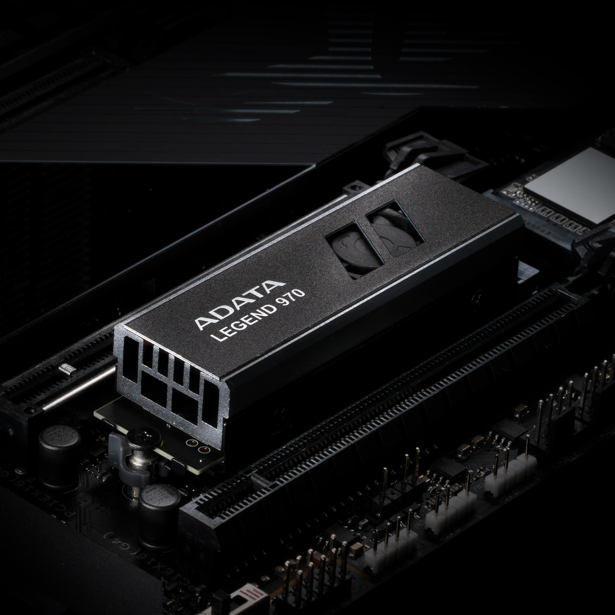 ADATA LEGEND 970 – image 7