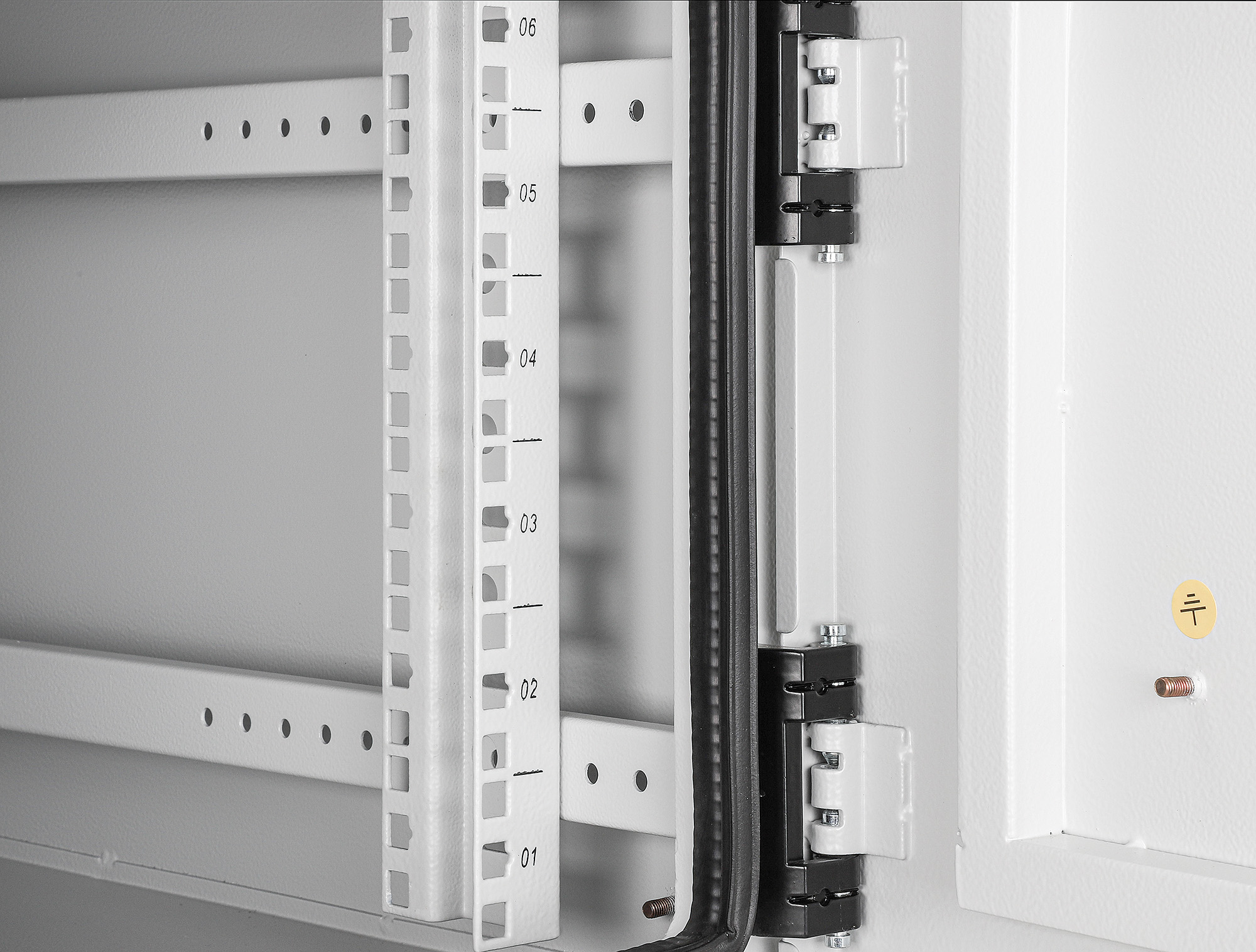 Intellinet Industrial IP55 – image 6