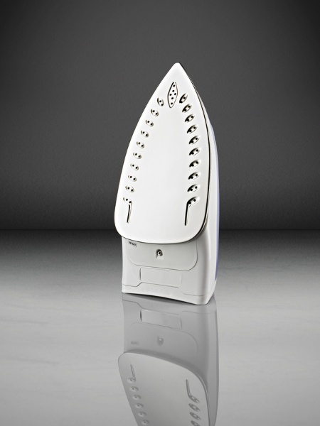 Gorenje SIT1650V iron Dry & Steam iron Stainless Steel soleplate – image 2
