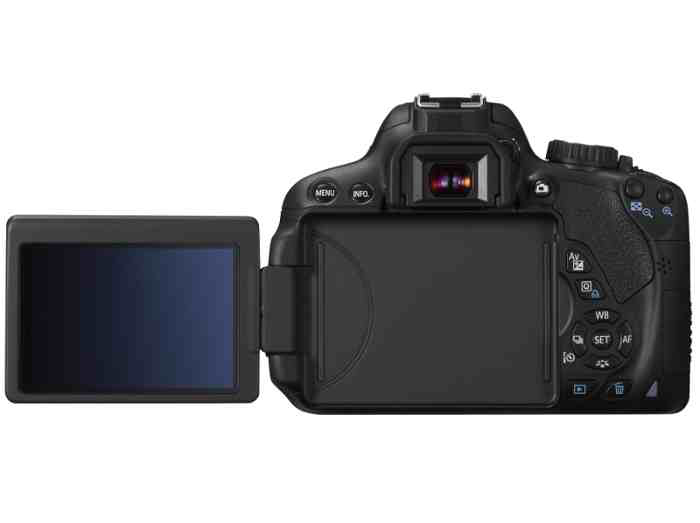 Canon 650D + EF-S 18-55mm IS II – image 7