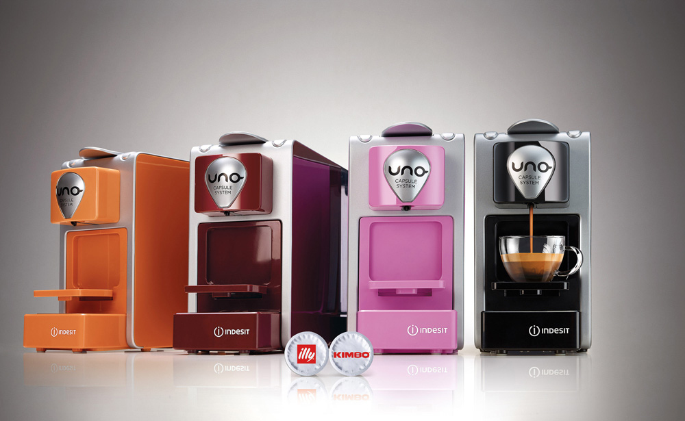 Indesit UNO Fully-auto Capsule coffee machine – image 8