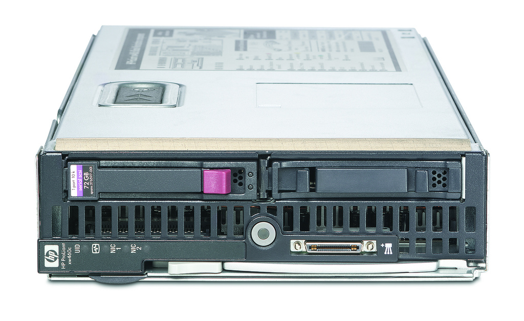 HP ProLiant xw460c Intel® Xeon® 5000 Sequence 5120 – image 3