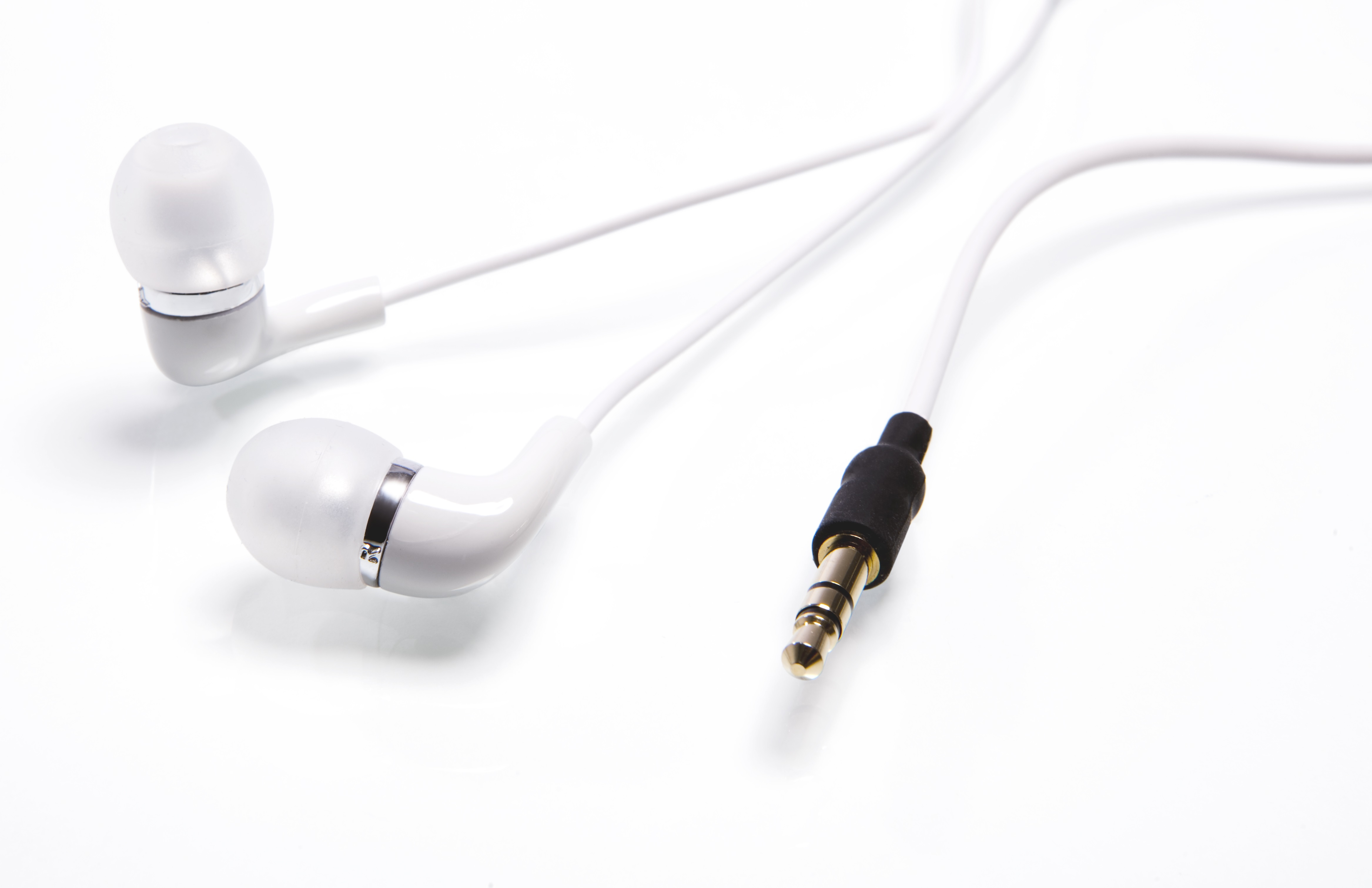 Verbatim Micro Earphones - White – image 2