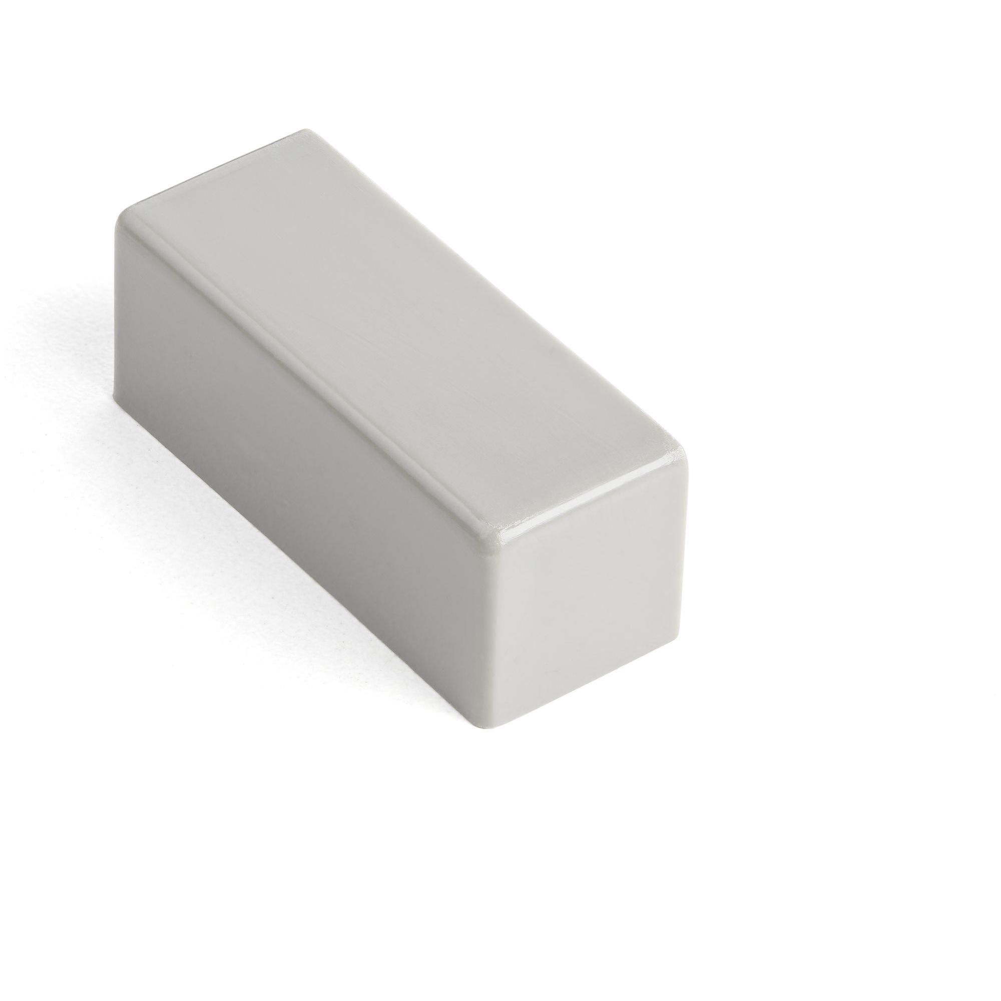 StarTech.com 20 Pack Cable Raceway End Cap for CBMWD3816 - Cable Management Accessories - Channel Raceway Fitting End Cap - Cable Raceway Connectors - Wiring Duct End Piece - UL Rated - TAA