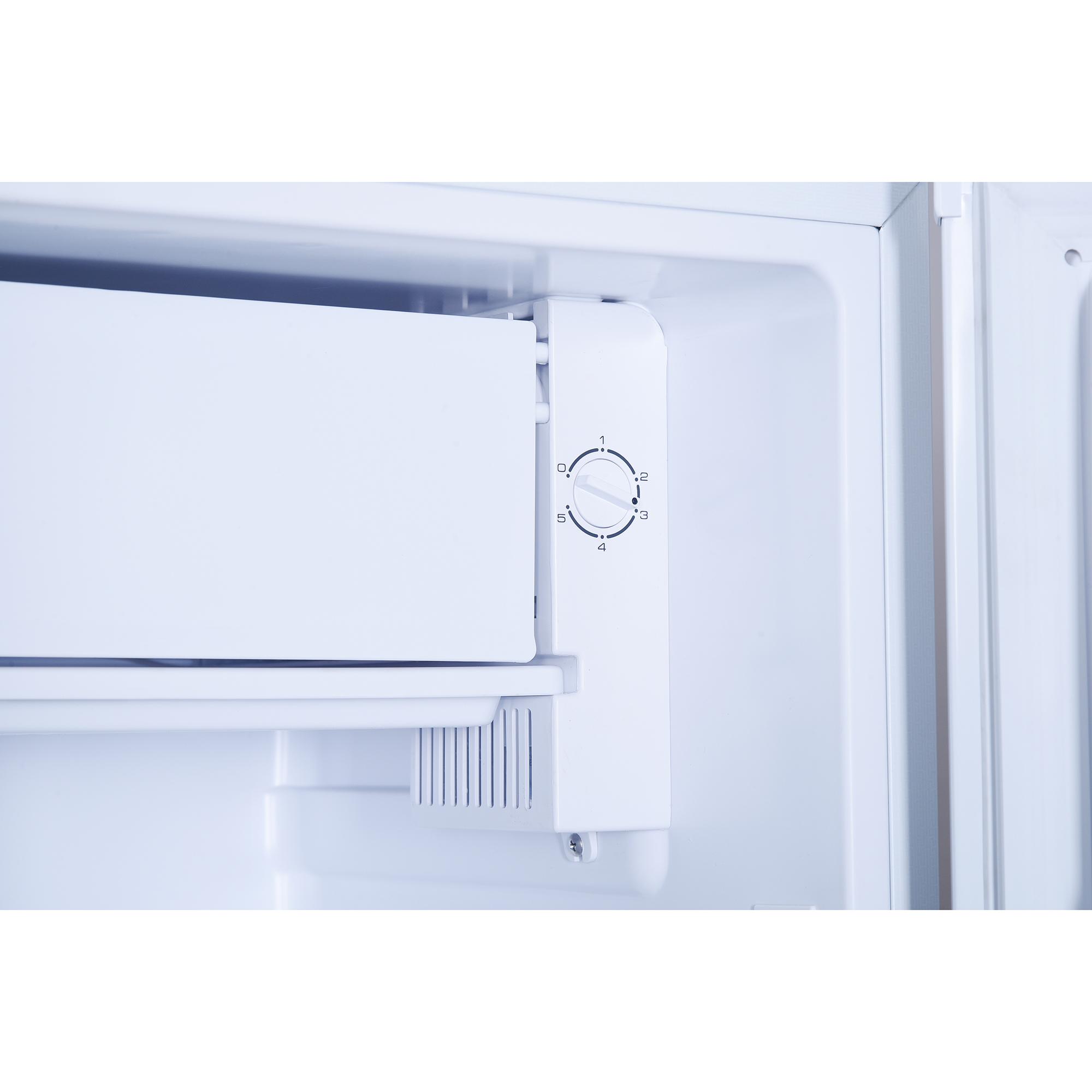 Beko RS9050W fridge Freestanding – image 4