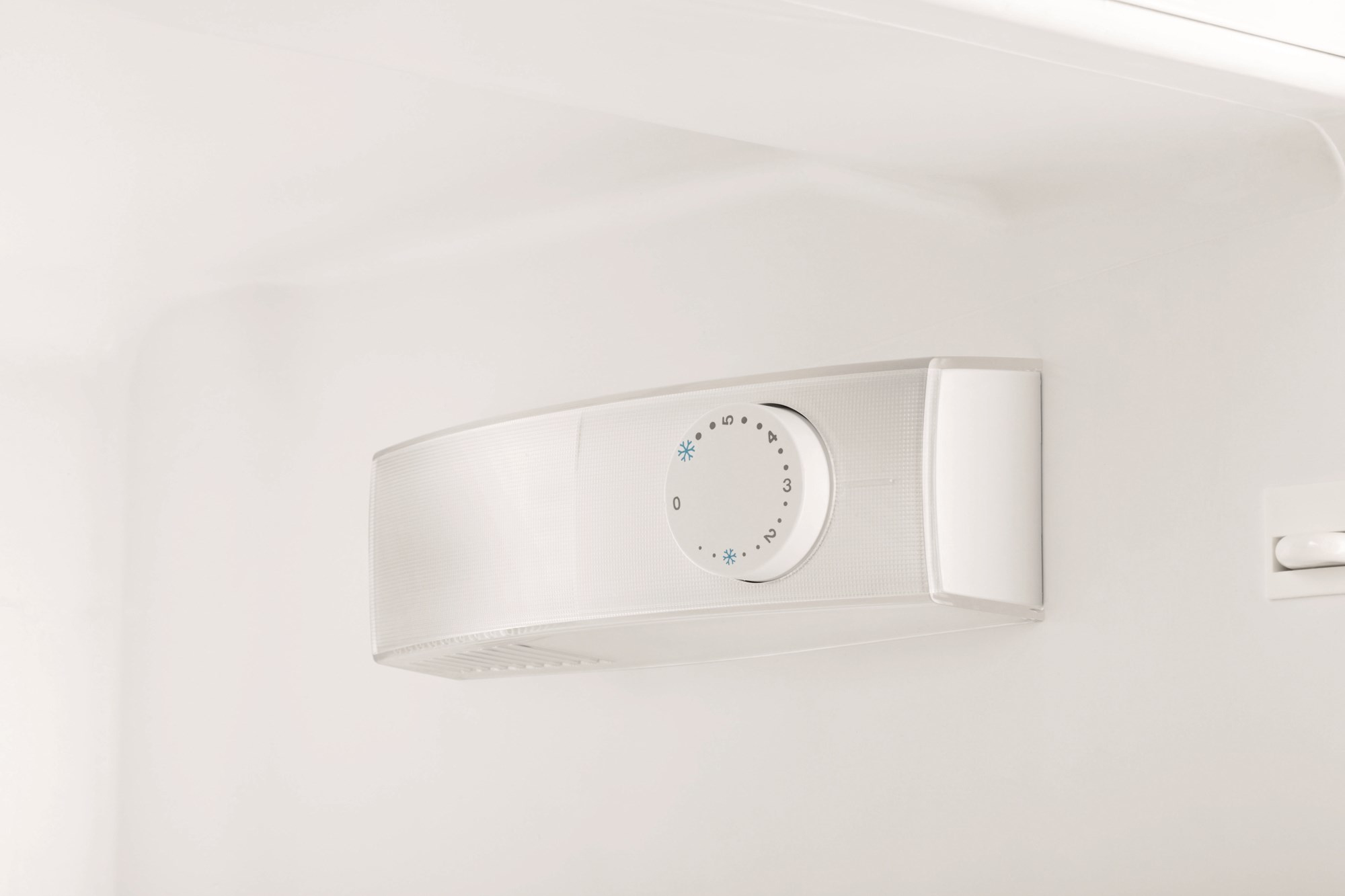 Electrolux ENN 2431 AOW – image 2
