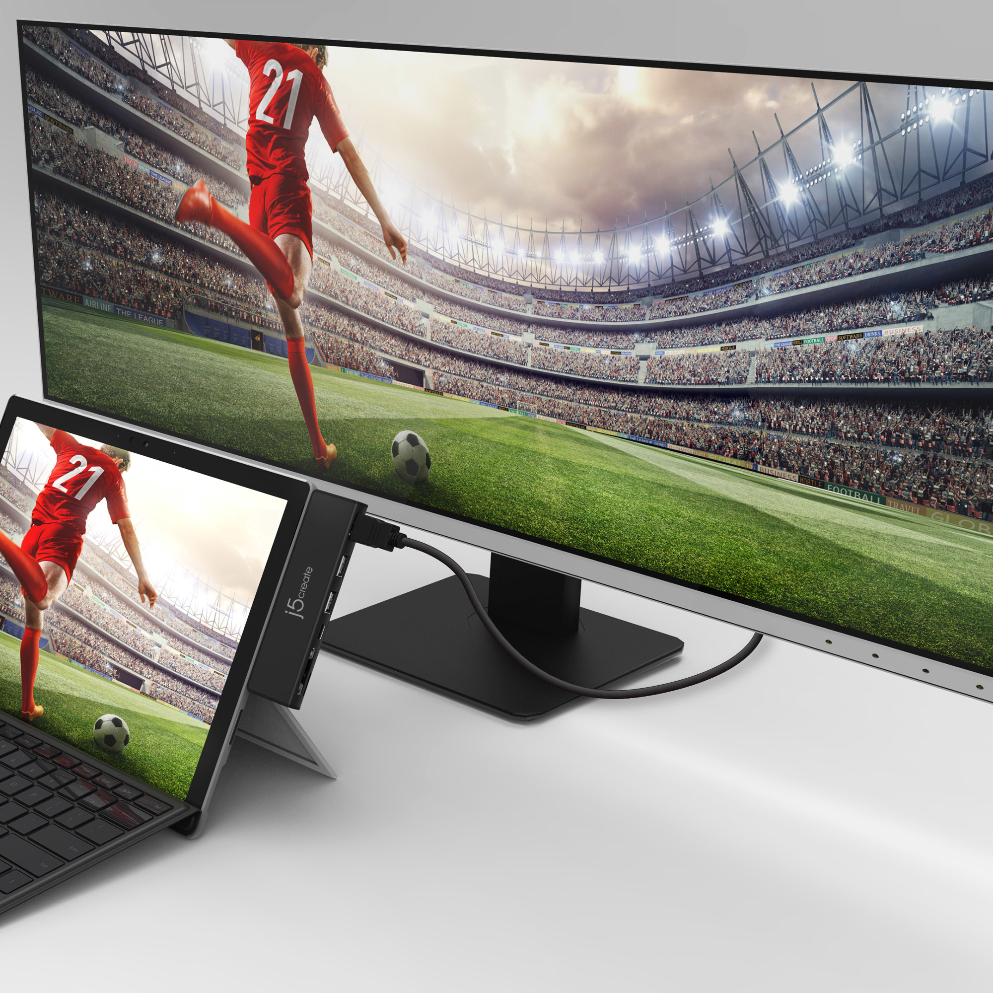 j5create JCD324B-N Ultradrive Minidock™ for Surface™ Pro 7 – image 8
