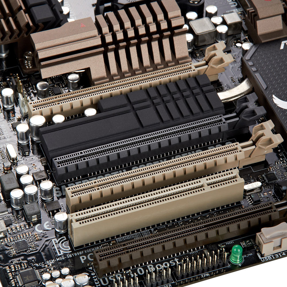 ASUS SABERTOOTH 990FX/GEN3 R2.0 – image 7