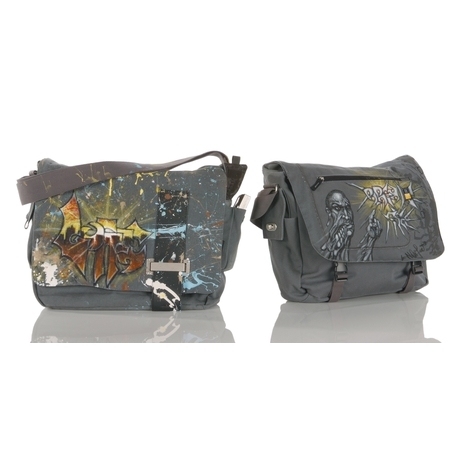 Case Logic Artist Messenger Bag – image 1