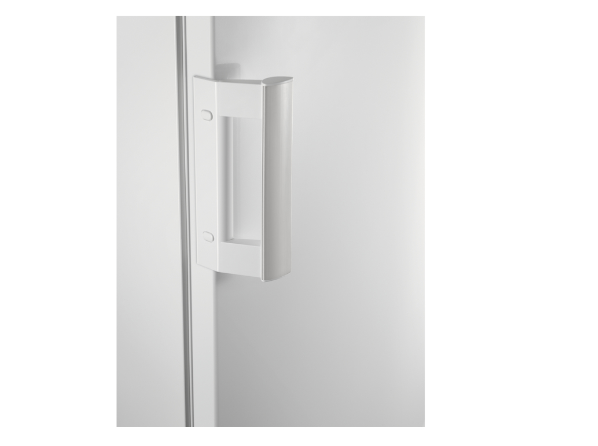 Electrolux LRB1AF24W fridge Freestanding – image 3