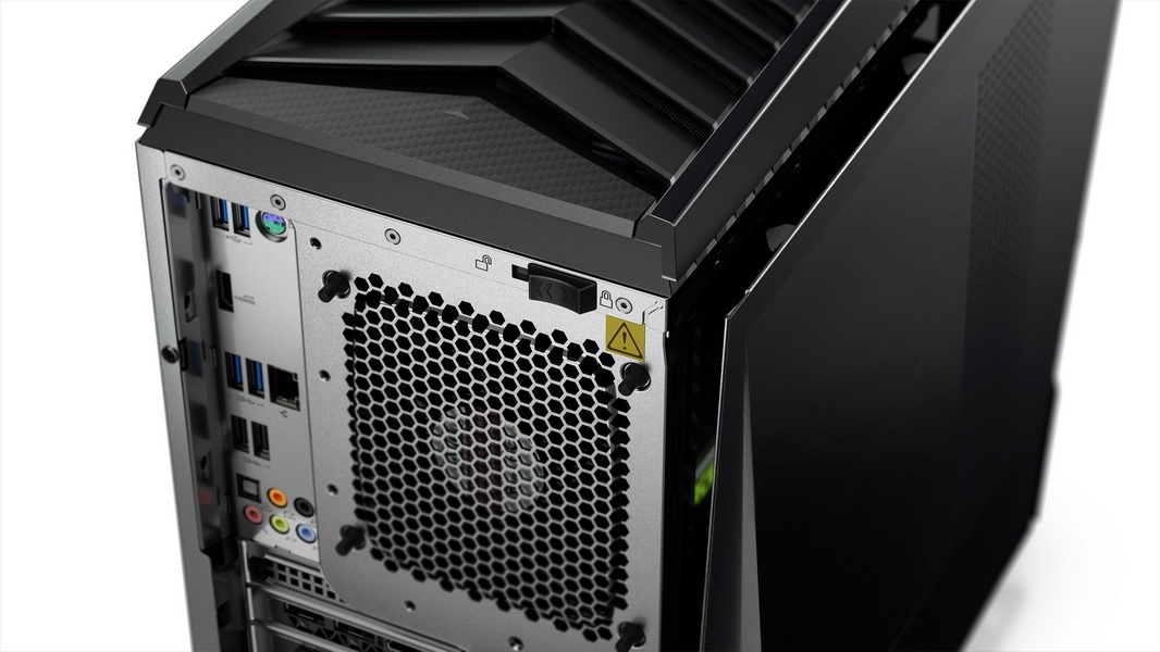Lenovo Legion Y720 – image 4
