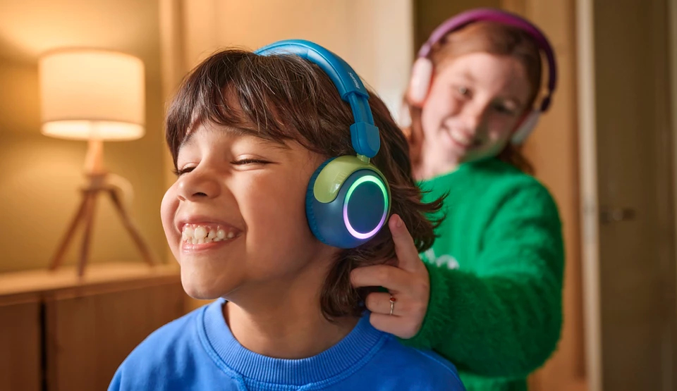 Philips 4000 series TAK4200MP/00 headphones/headset Wireless Head-band Calls/Music Bluetooth Orange, Purple, Rose image 12