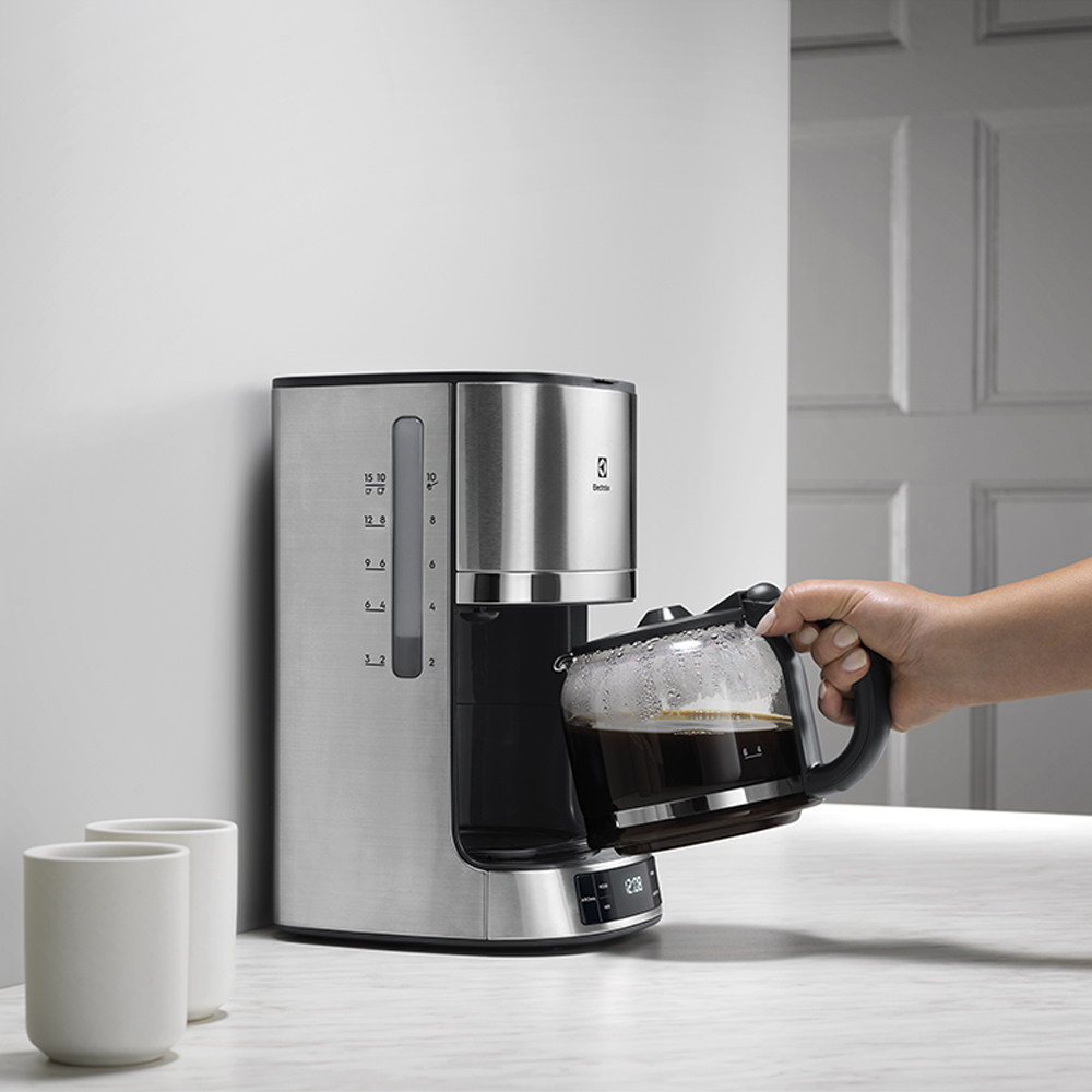 Electrolux EKF7700 Semi-auto Drip coffee maker – image 2