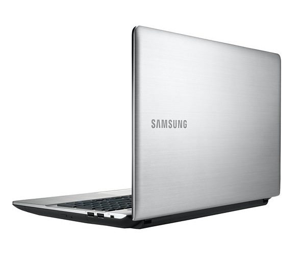 Samsung 2 NP270E5V Intel® Pentium® 2117U Laptop – image 5