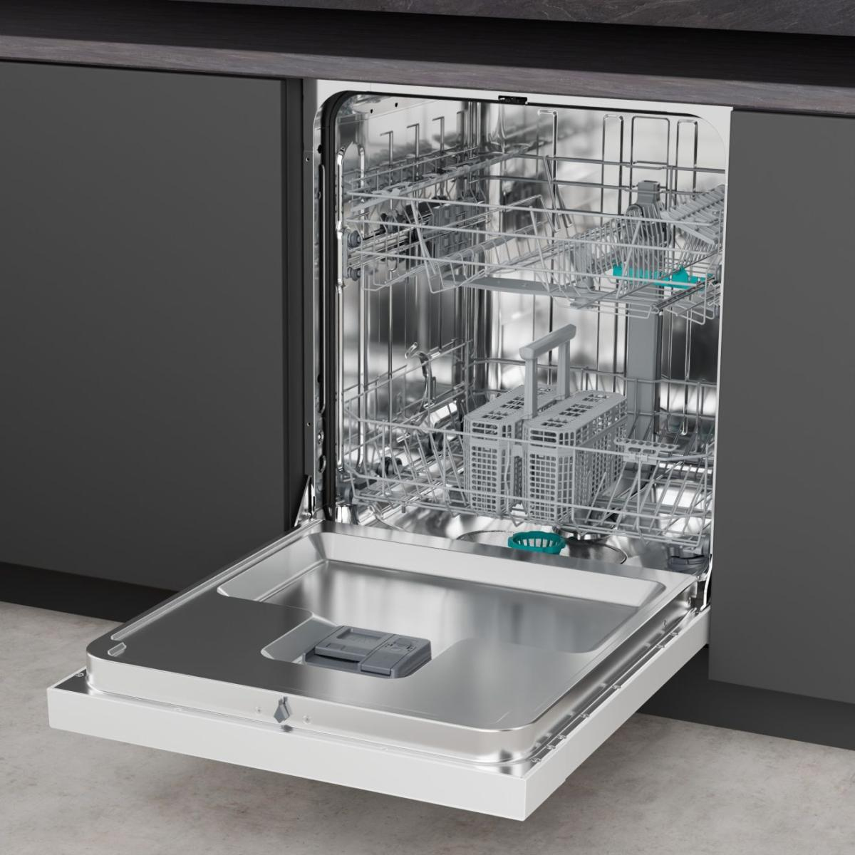 Hisense Dishwasher HU642B90W BK070 – image 3