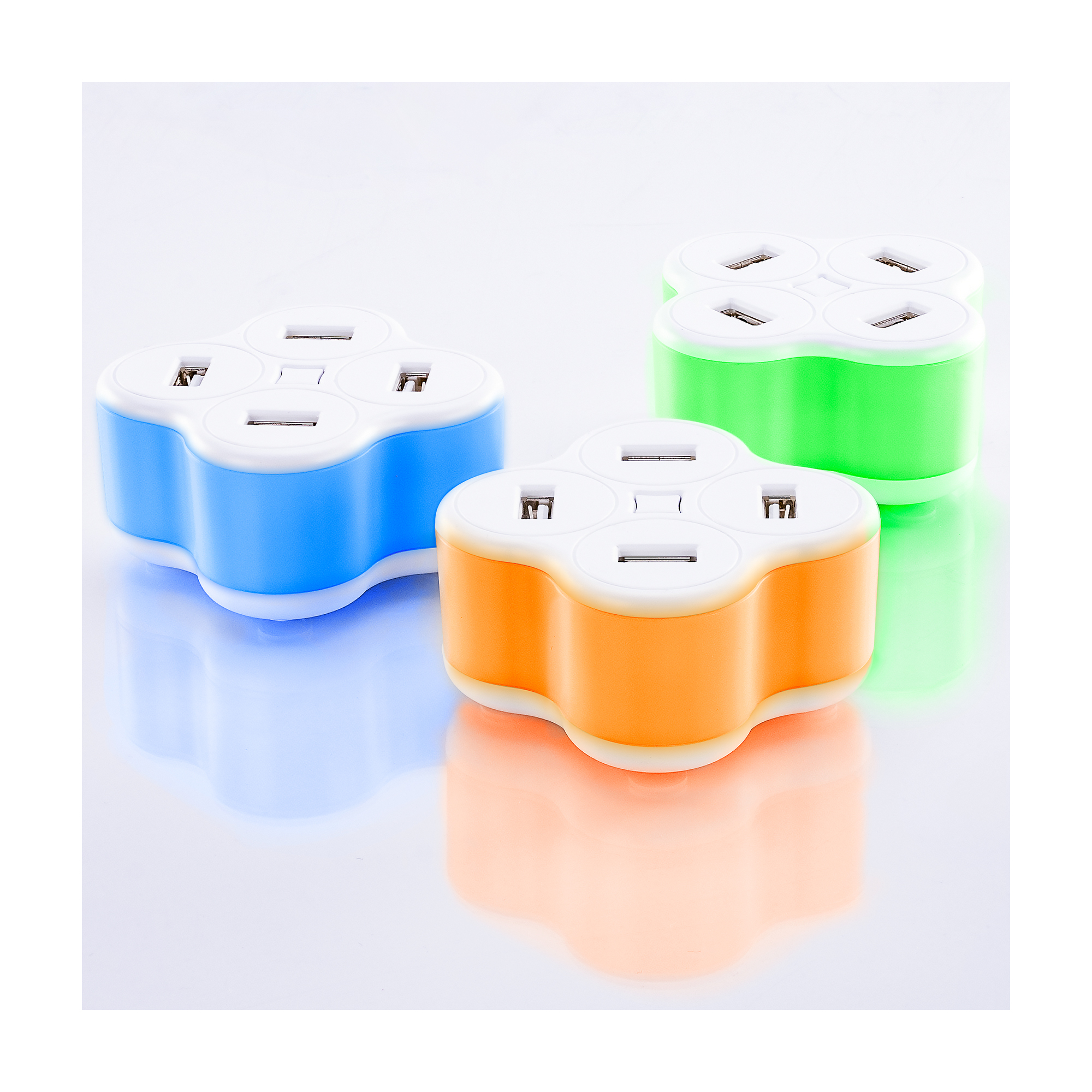 CyberPower TR14A42U mobile device charger Universal White AC Indoor – image 3