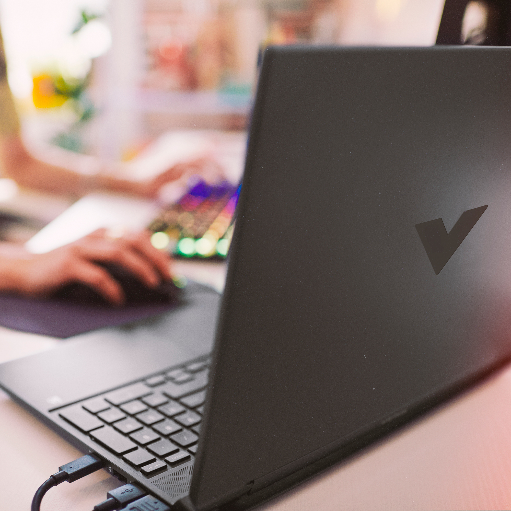 HP Victus 15-fb2010sa – image 8