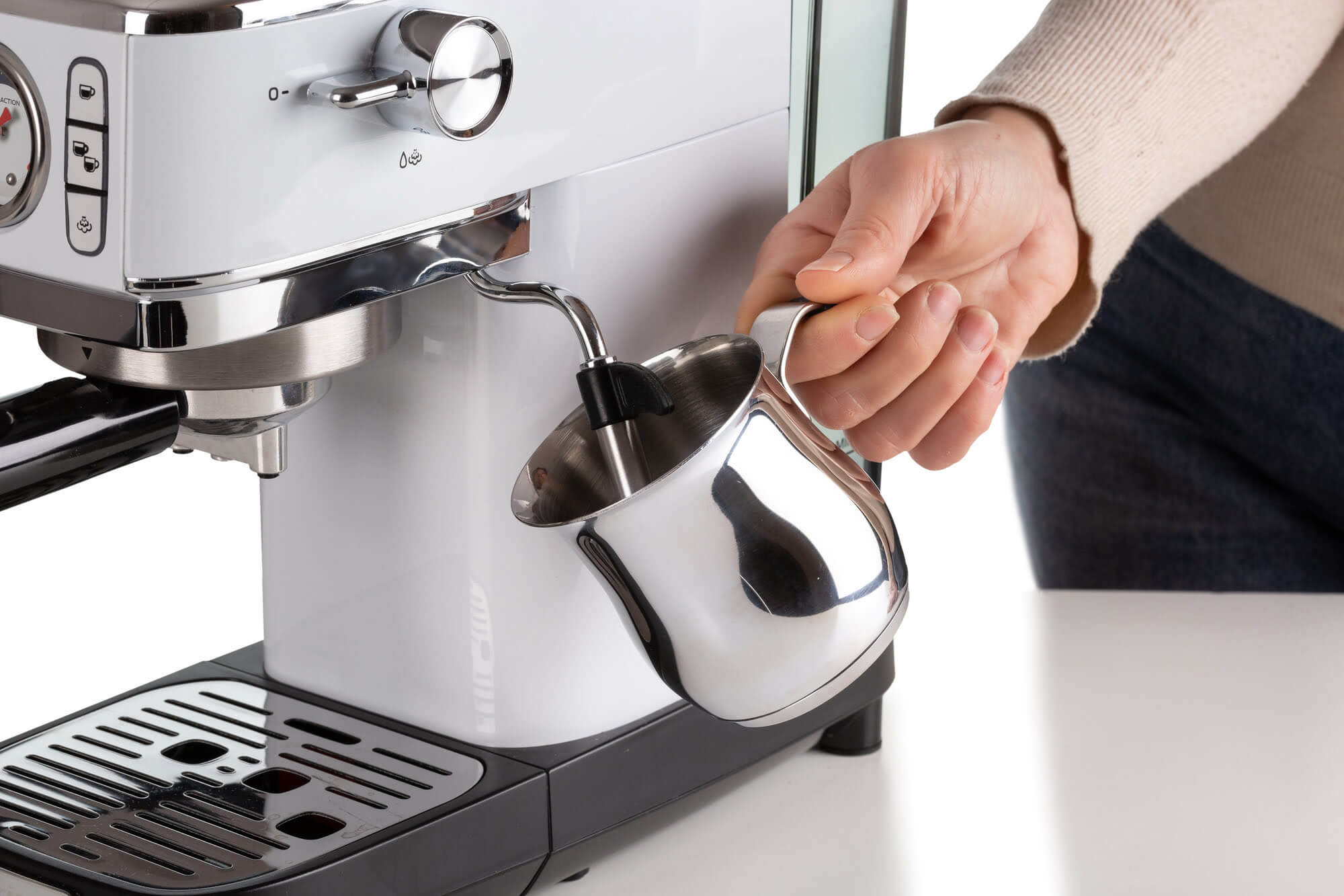 Ariete 1381 Coffee machine with pressure gauge, compatible with ground coffee and ESE pods – image 6
