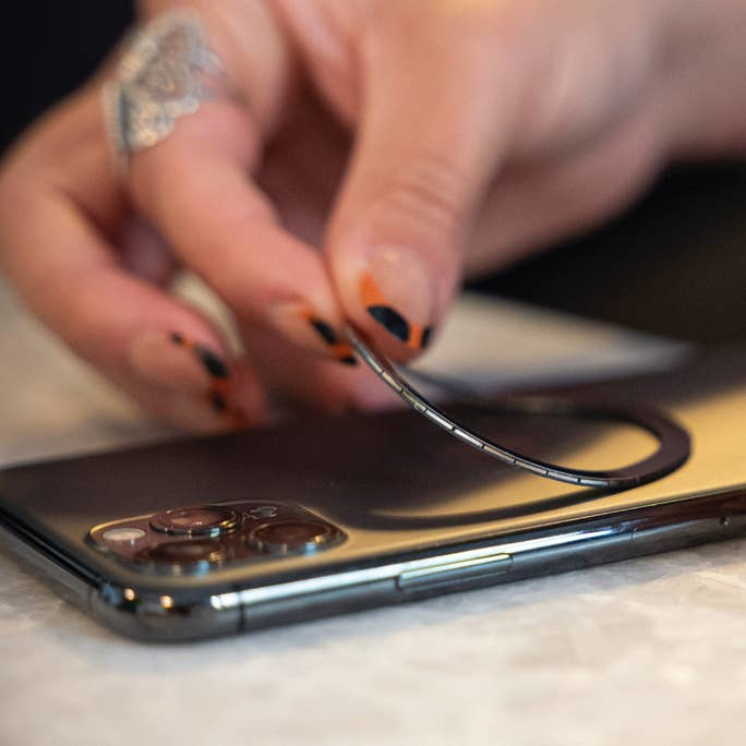 mophie snap+ wireless vent mount – image 6