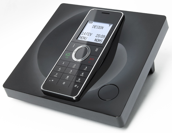 Grundig D780 DECT telephone Caller ID Black
