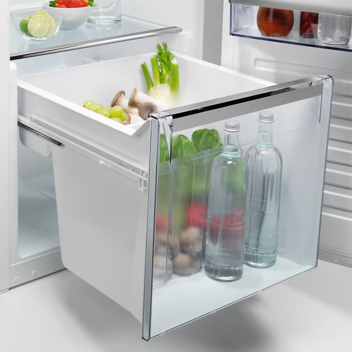 AEG SFE818F1DC combi-fridge Built-in – image 2