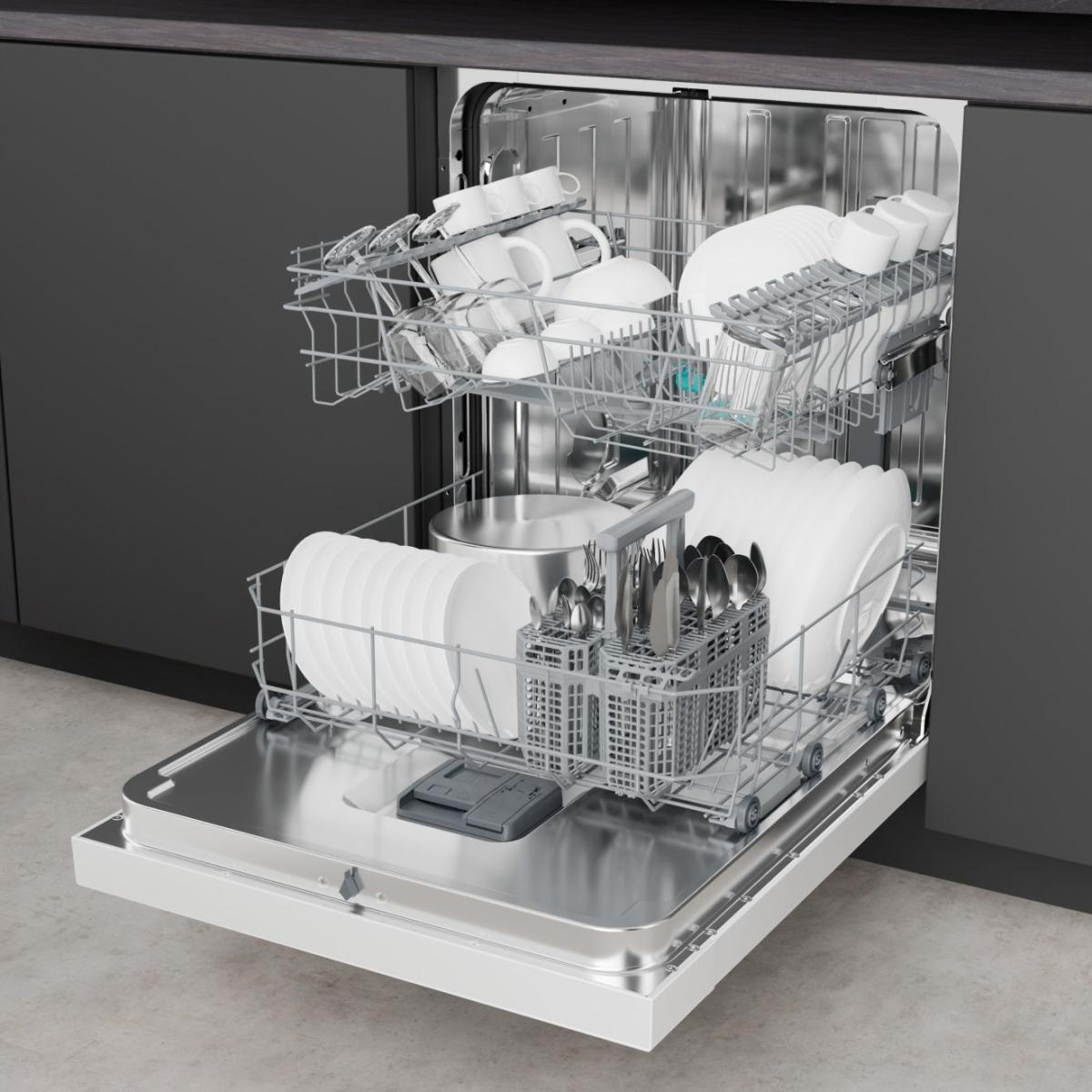 Hisense Dishwasher HU642B90W BK070 – image 5