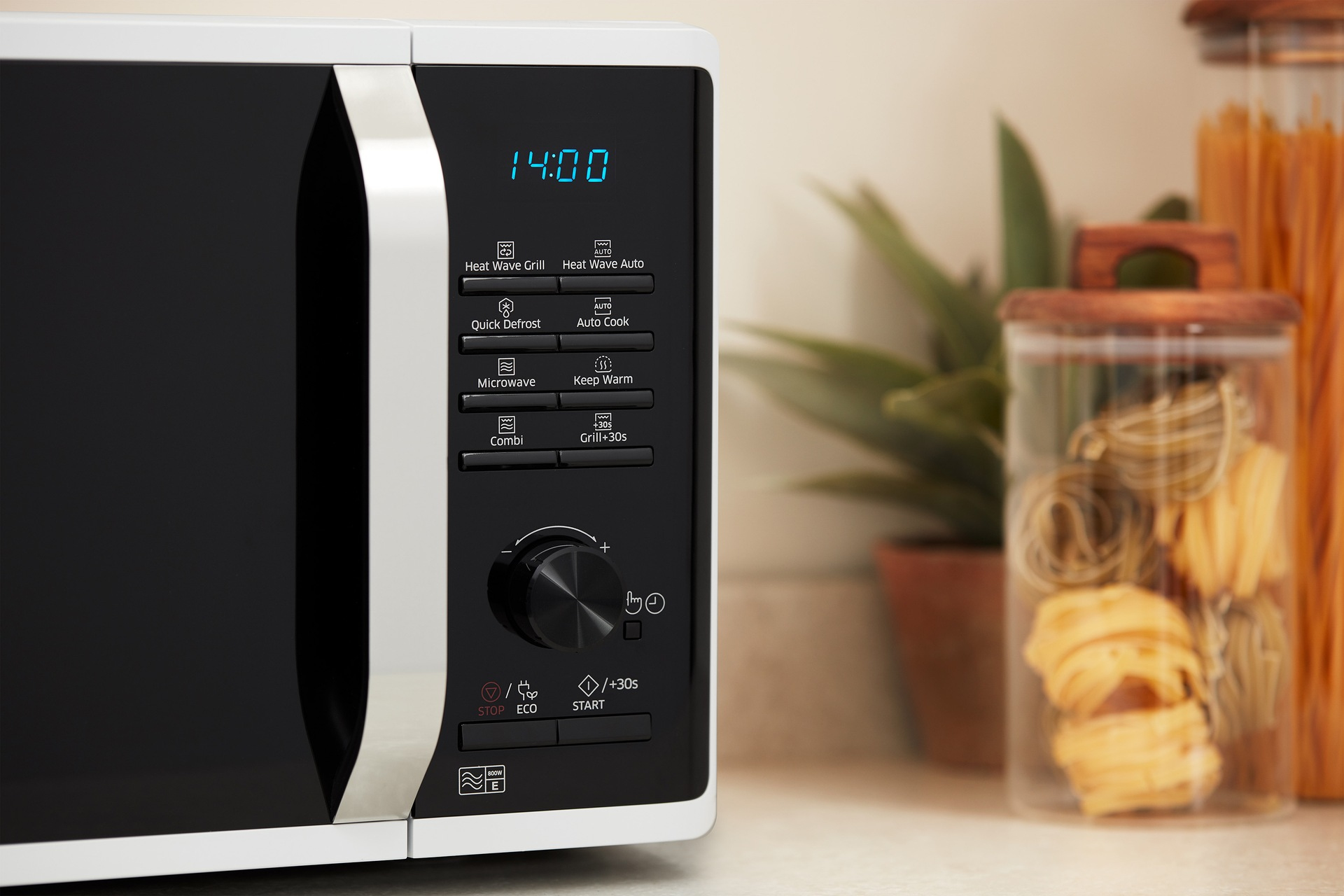 Samsung MW3500K Microwave Oven with Heat Wave Grill – image 3