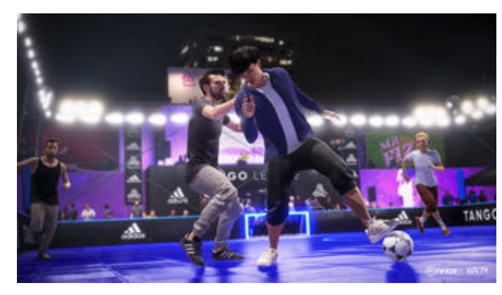 Sony Interactive Entertainment PS4 Pro + FIFA 20 + Voucher – image 3