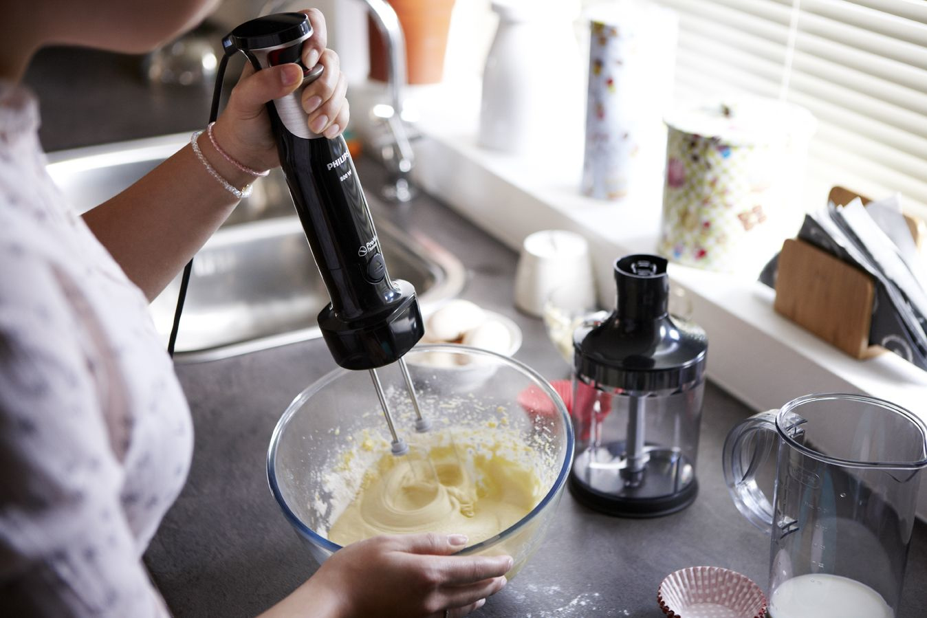 Philips Avance Collection HR1962/90 blender Black, Stainless steel – image 4