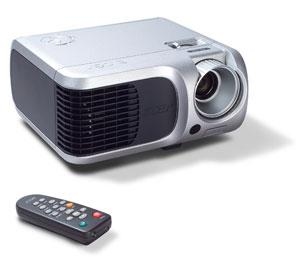 Acer PD100D Advanced DLP SVGA 800X600 DVI Zoom 2.3KG 2000:1 2000 ANSI Lumen