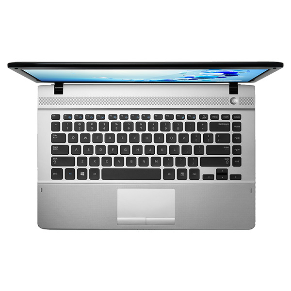 Samsung 3 NP300E4E Intel® Core™ i5 i5-3230M Laptop – image 4