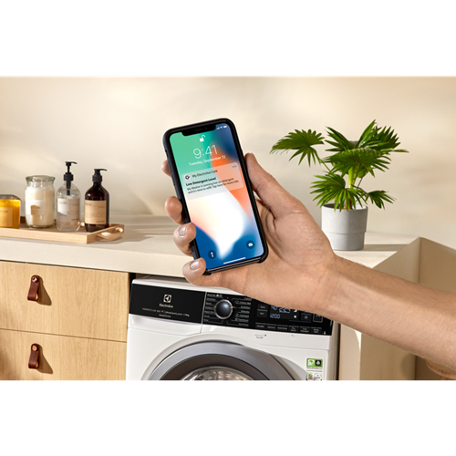 Electrolux EW8F296BQ washing machine Front-load – image 3