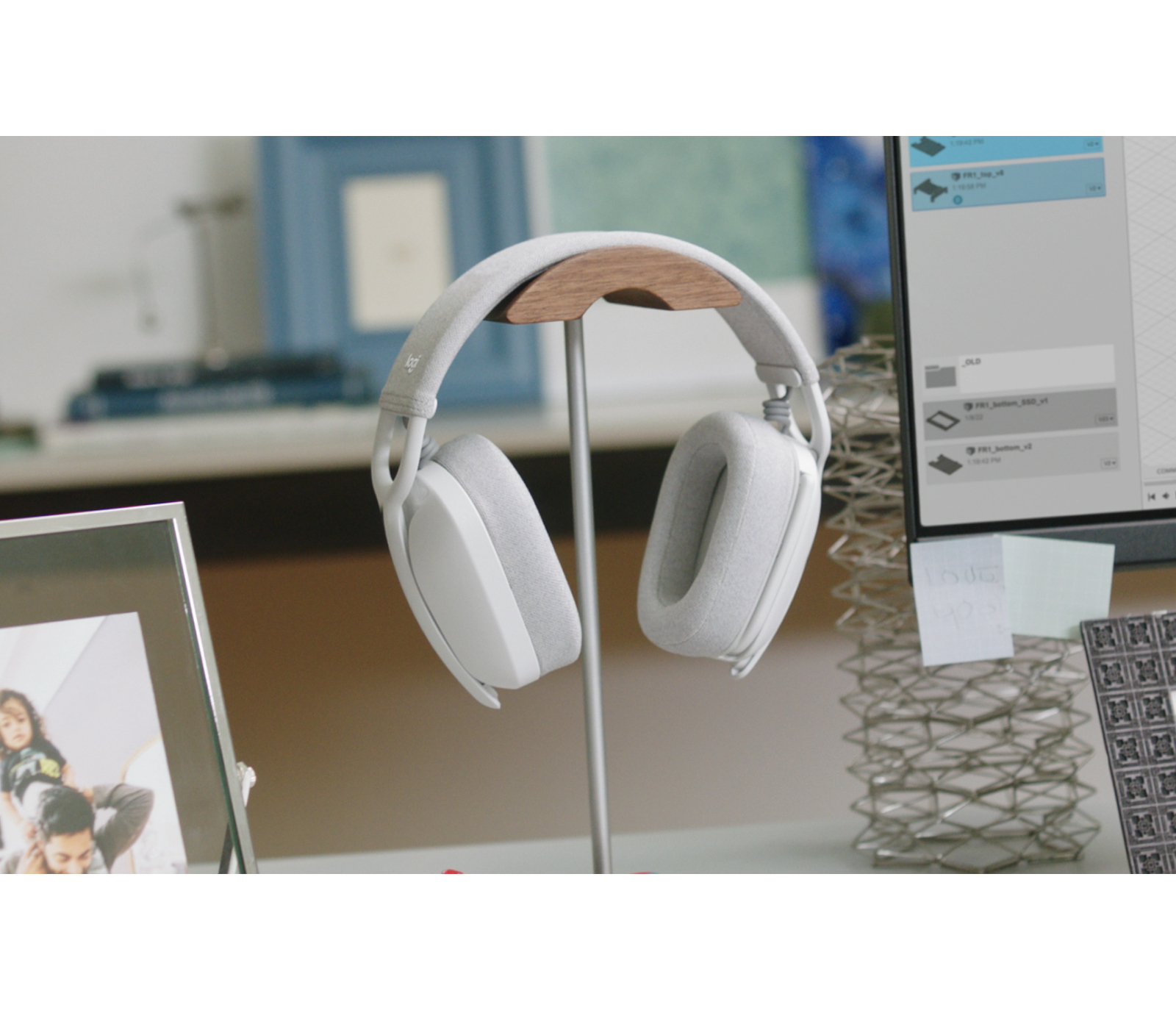 Audífonos Logitech Zone Vibe 100 - Inalámbrica - Bluetooth - USB-C - Blanco - 981-001218 Audífonos Logitech Zone Vibe 100 - Inalámbrica - Bluetooth - USB-C - Blanco - 981-001218