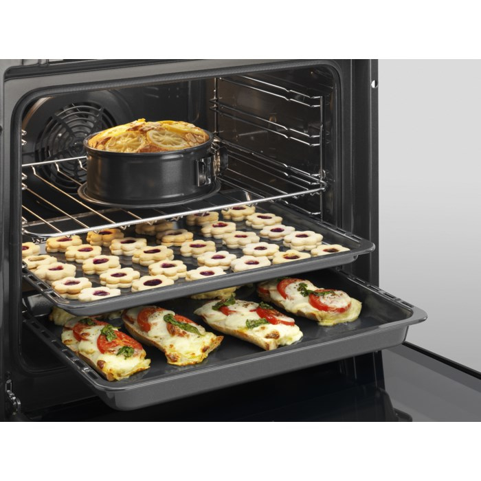 Electrolux EOC3411AOX 72 L 3480 W Black, Stainless steel – image 3