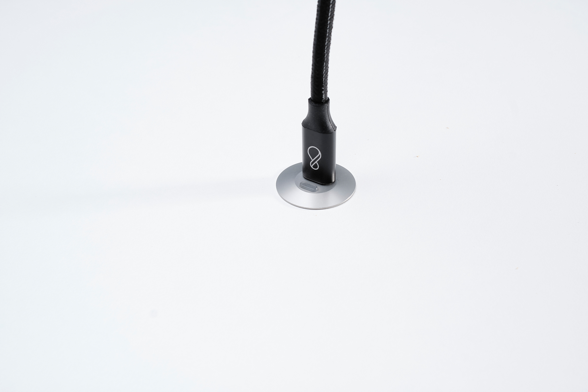 صورة Ochno O-SWO-100-1 USB-C Desktop Embedded Hub