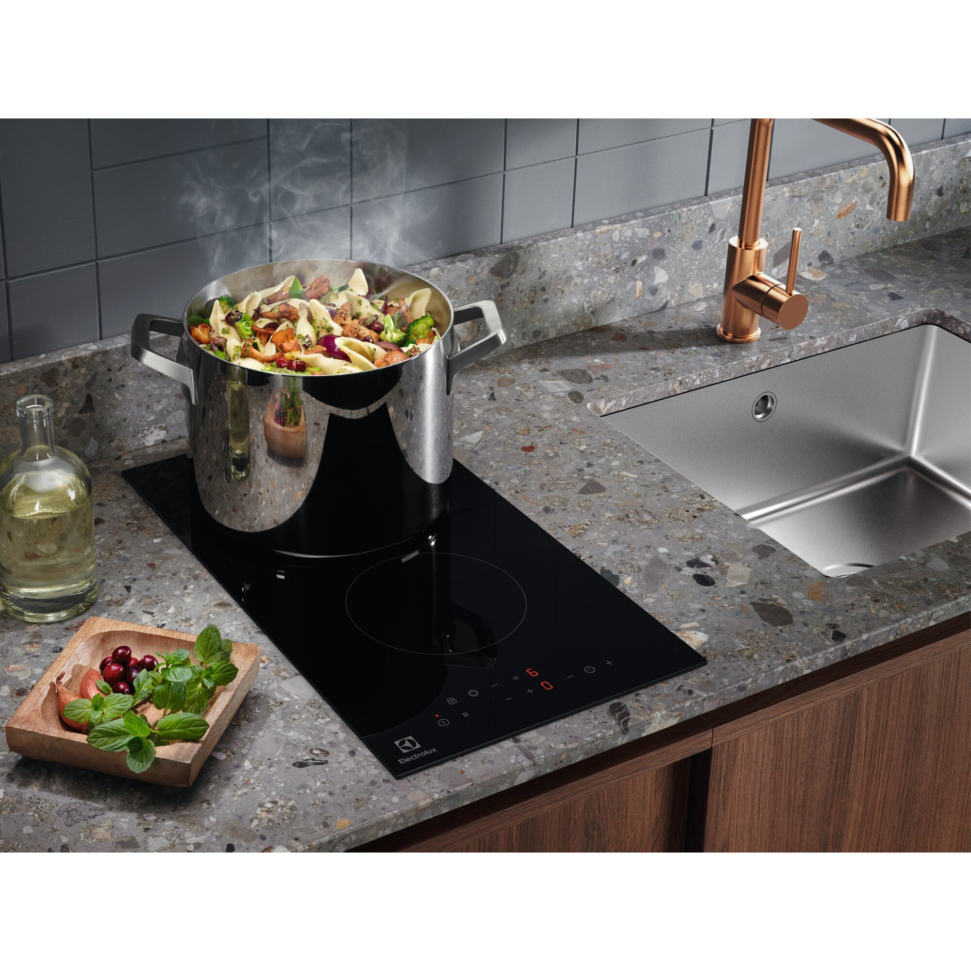 Electrolux LHR3233CK hob Black Built-in Ceramic hob 2 zone(s) – image 4