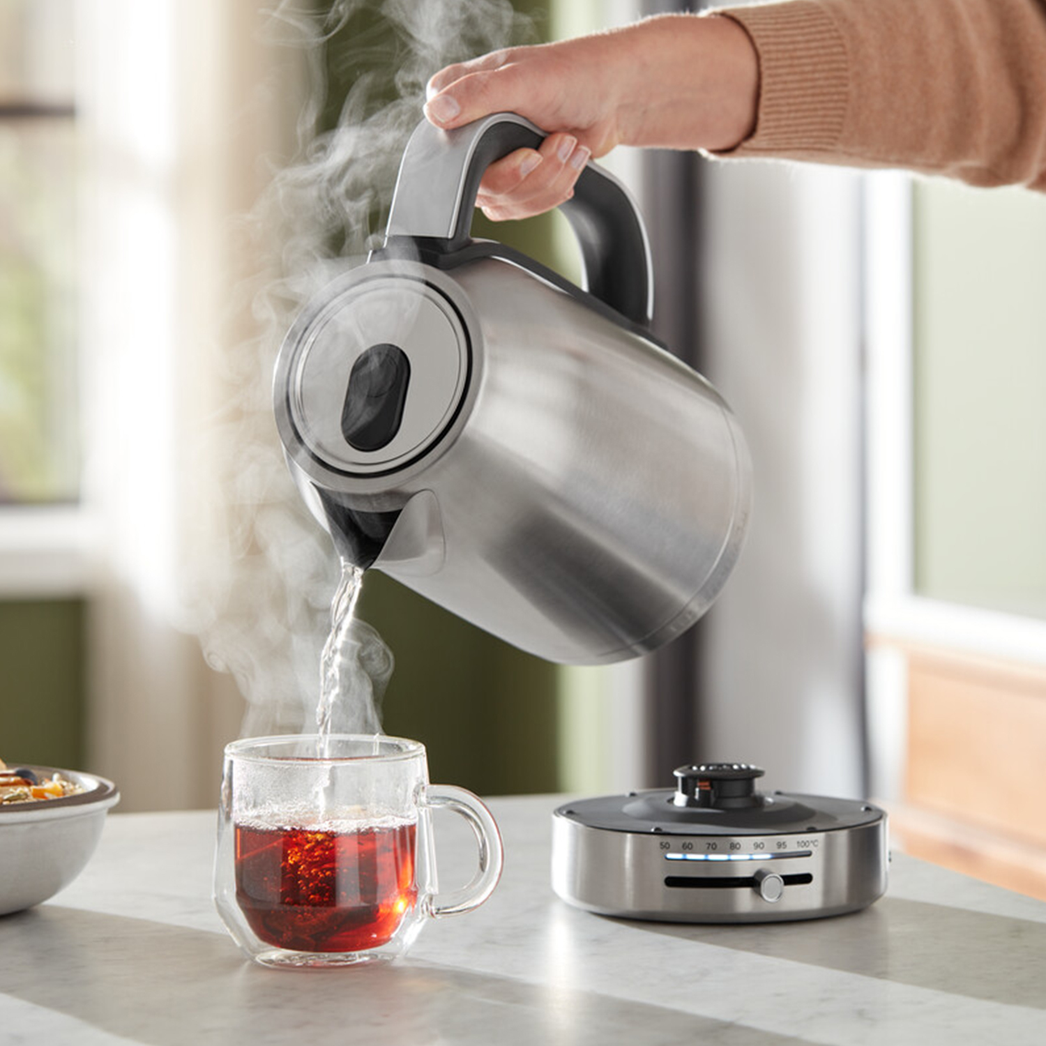 KitchenAid 5KEK1701BSX electric kettle – image 3