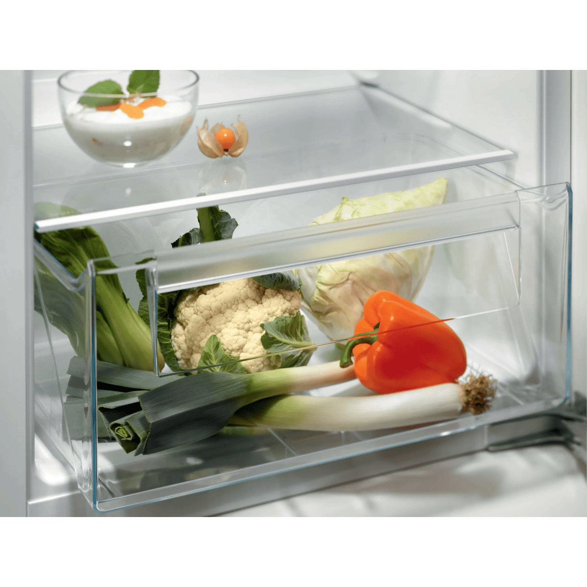 Electrolux KRB3AE12S fridge Built-in – image 4