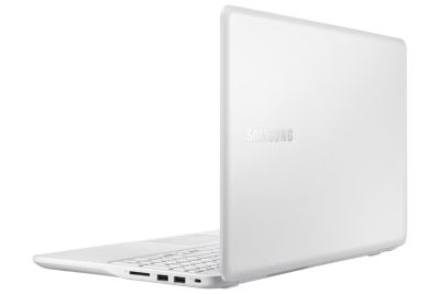 Samsung 5 NT500R5N Intel® Core™ i5 i5-8250U Laptop
